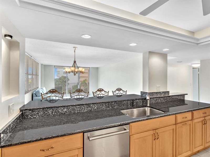 1150 Hillsboro Mile, Unit 402, Hillsboro Beach, FL 33062 Photo