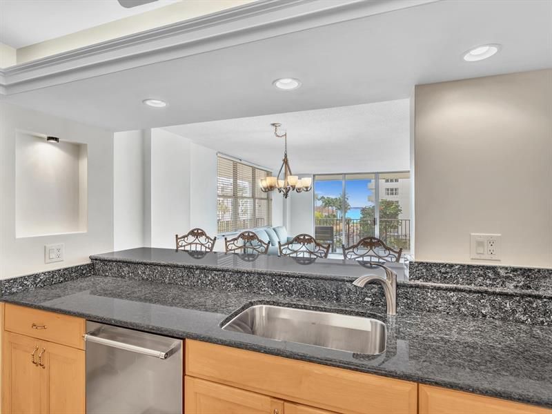 1150 Hillsboro Mile, Unit 402, Hillsboro Beach, FL 33062 Photo