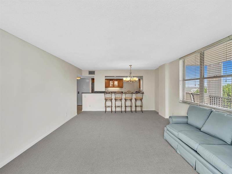 1150 Hillsboro Mile, Unit 402, Hillsboro Beach, FL 33062 Photo