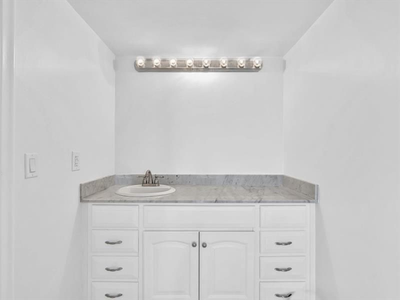 1150 Hillsboro Mile, Unit 402, Hillsboro Beach, FL 33062 Photo