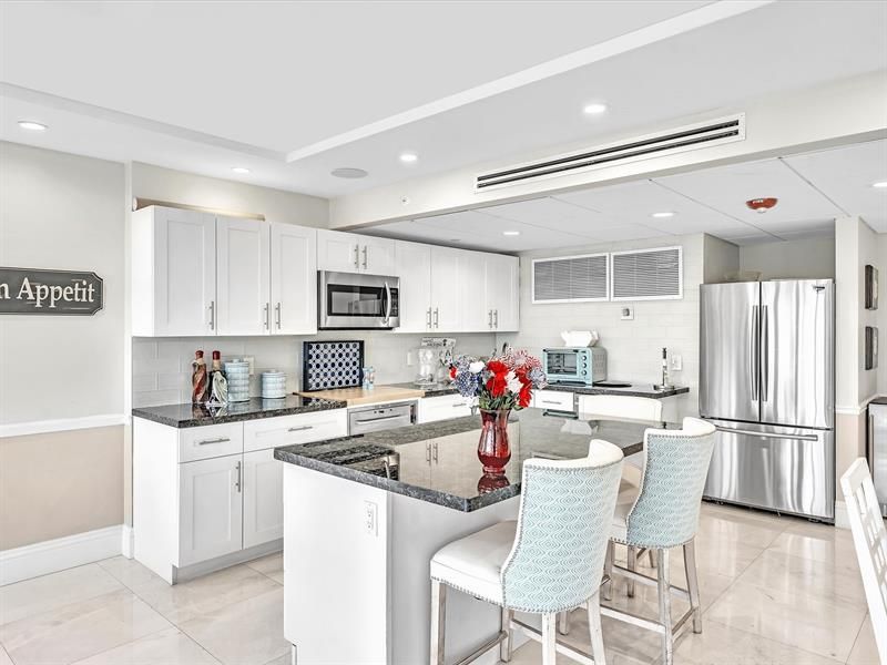 1150 Hillsboro Mile, Unit 402, Hillsboro Beach, FL 33062 Photo