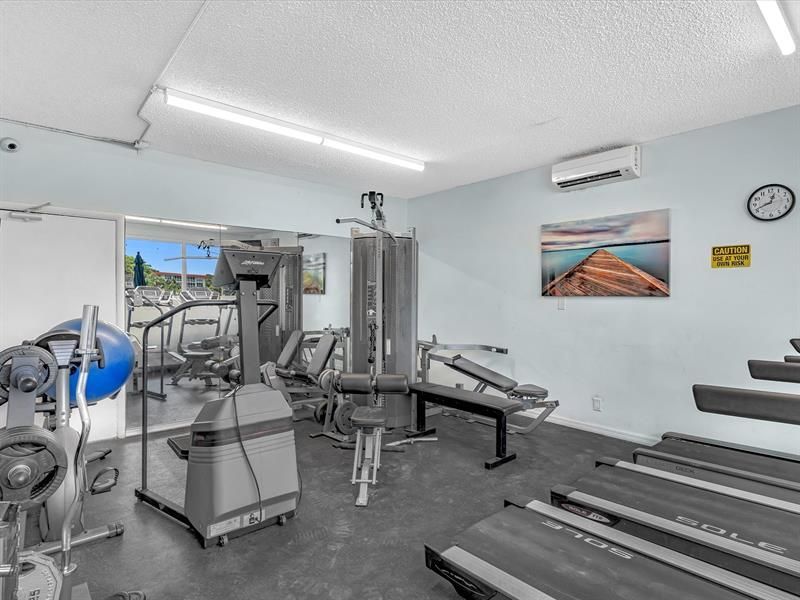 1150 Hillsboro Mile, Unit 402, Hillsboro Beach, FL 33062 Photo