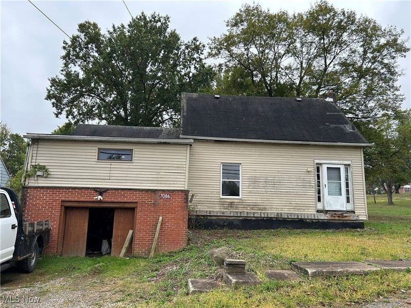 7086 Warren Sharon Road, Brookfield Township, OH 44403 Photo 1