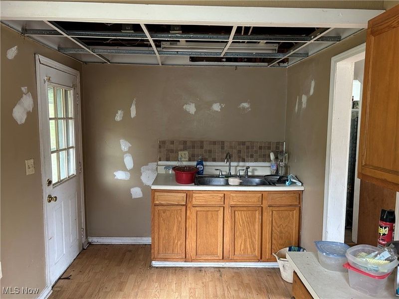 7086 Warren Sharon Road, Brookfield Township, OH 44403 Photo 3