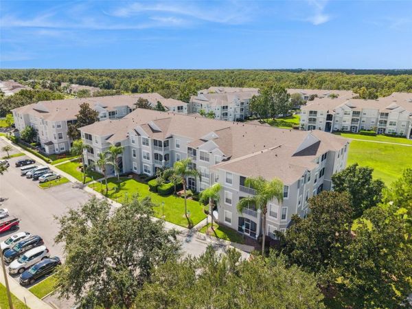 2302 BUTTERFLY PALM WAY, Unit 301, KISSIMMEE, FL 34747