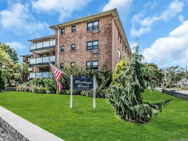 315 Atlantic Avenue, Unit 1A, East Rockaway, NY 11518