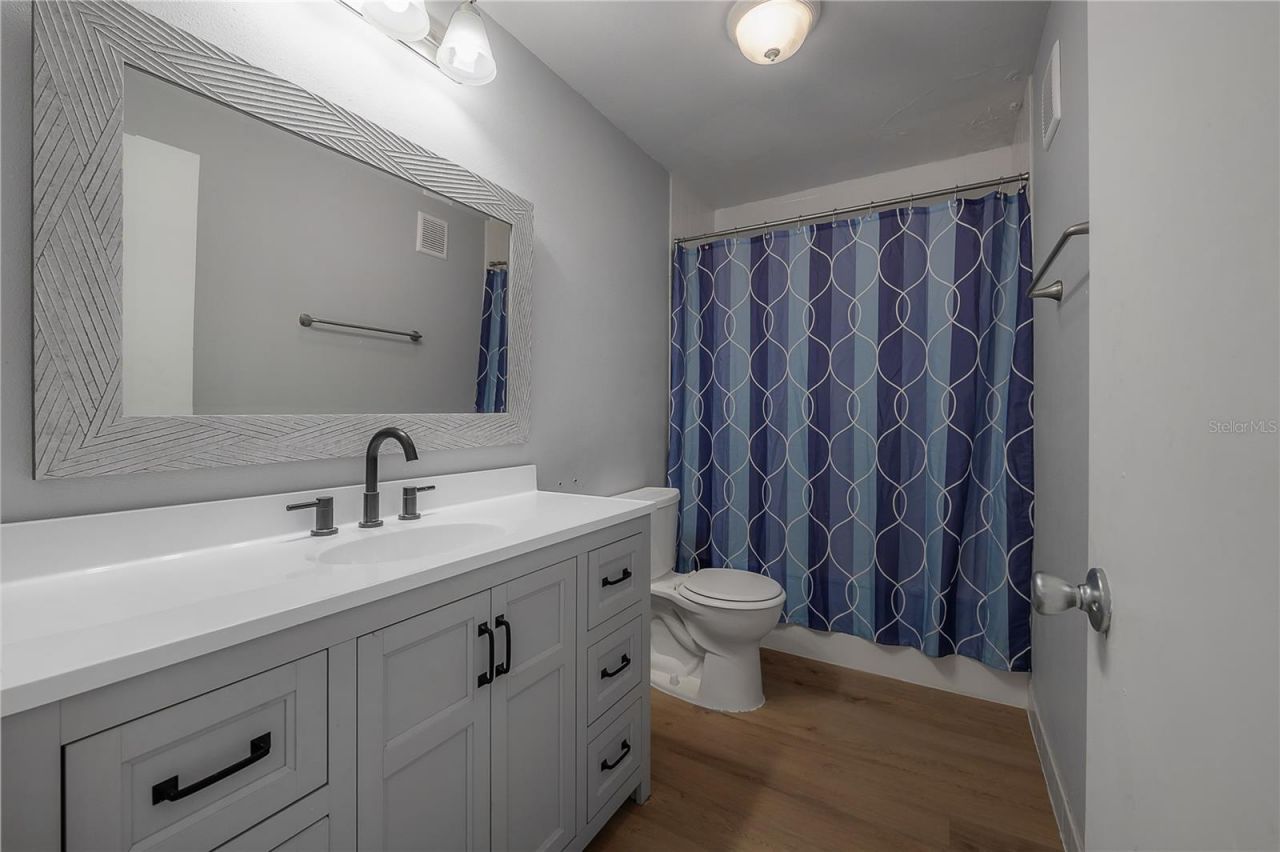 4681 1st Street Ne, Unit 209, Saint Petersburg, FL 33703 Photo