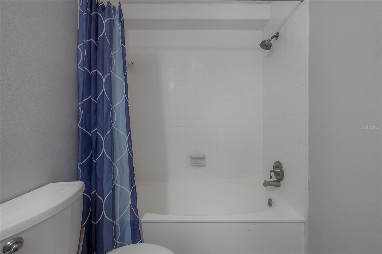 4681 1st Street Ne, Unit 209, Saint Petersburg, FL 33703 Photo
