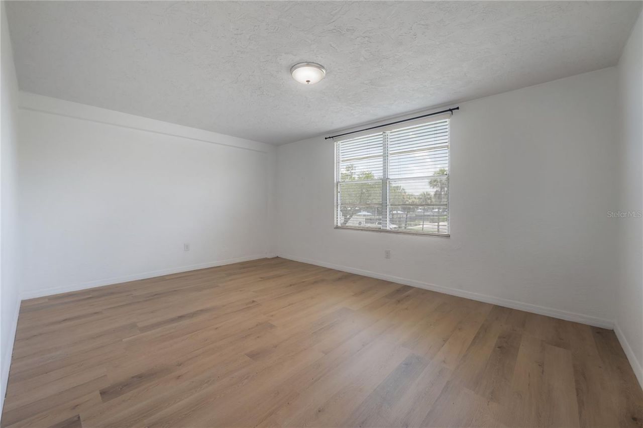 4681 1st Street Ne, Unit 209, Saint Petersburg, FL 33703 Photo