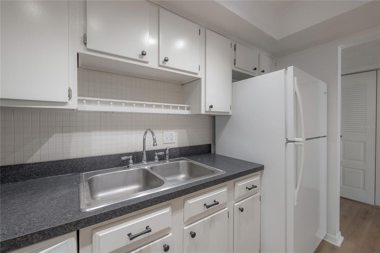 4681 1st Street Ne, Unit 209, Saint Petersburg, FL 33703 Photo