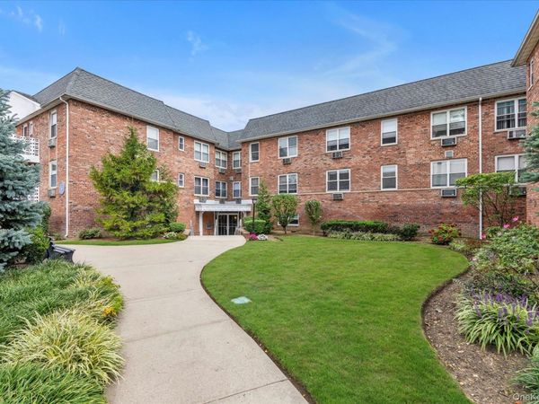 2 Fowler Avenue, Unit 228, Lynbrook, NY 11563