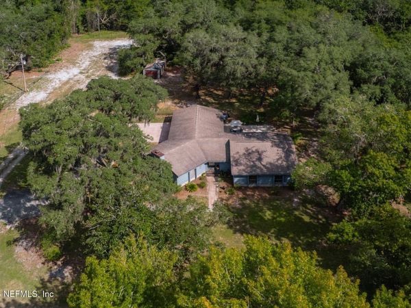 102 ACOSTA CREEK Drive, Satsuma, FL 32189