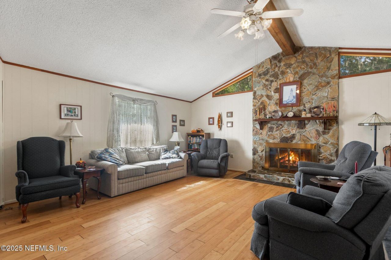 102 Acosta Creek Drive, Satsuma, FL 32189 Photo