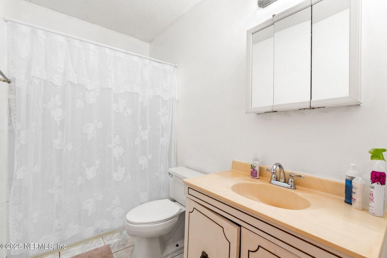 102 Acosta Creek Drive, Satsuma, FL 32189 Photo