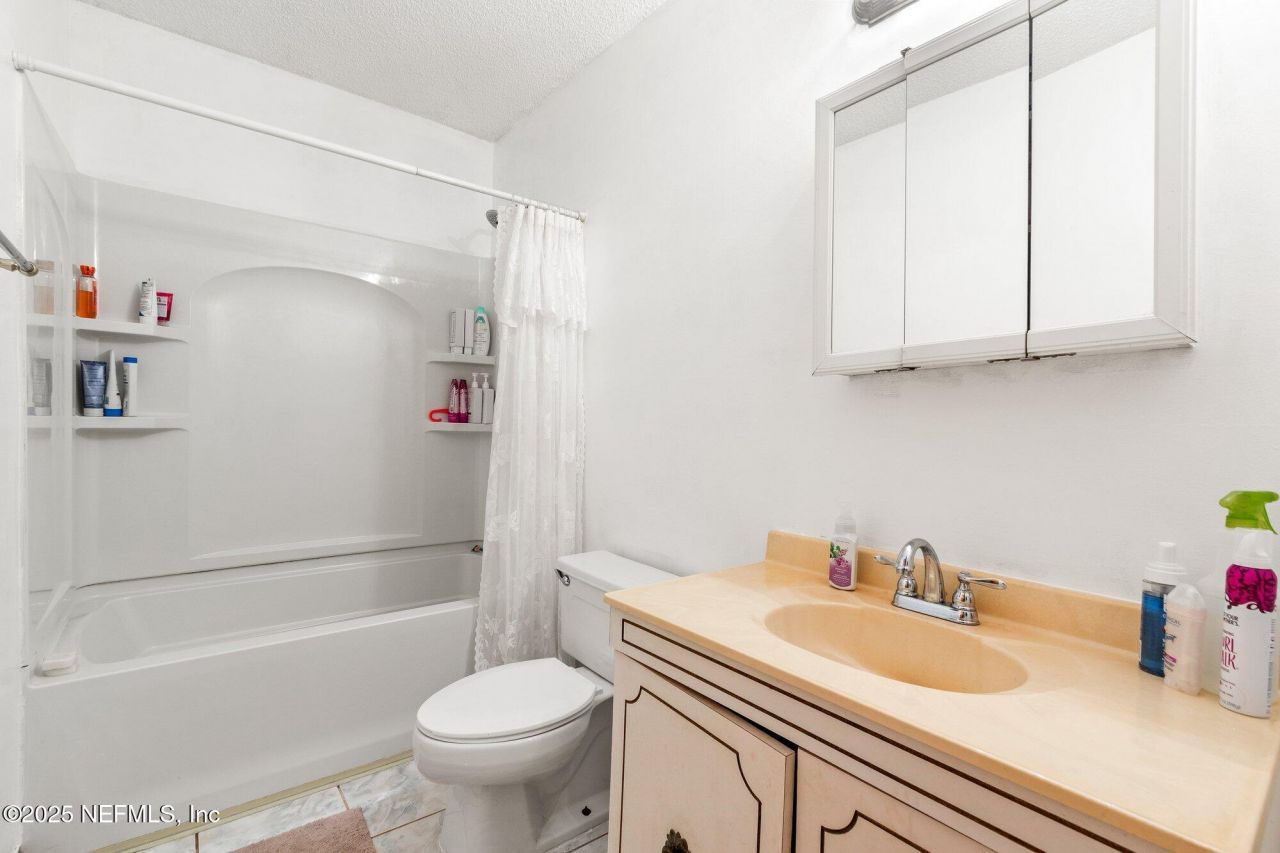 102 Acosta Creek Drive, Satsuma, FL 32189 Photo