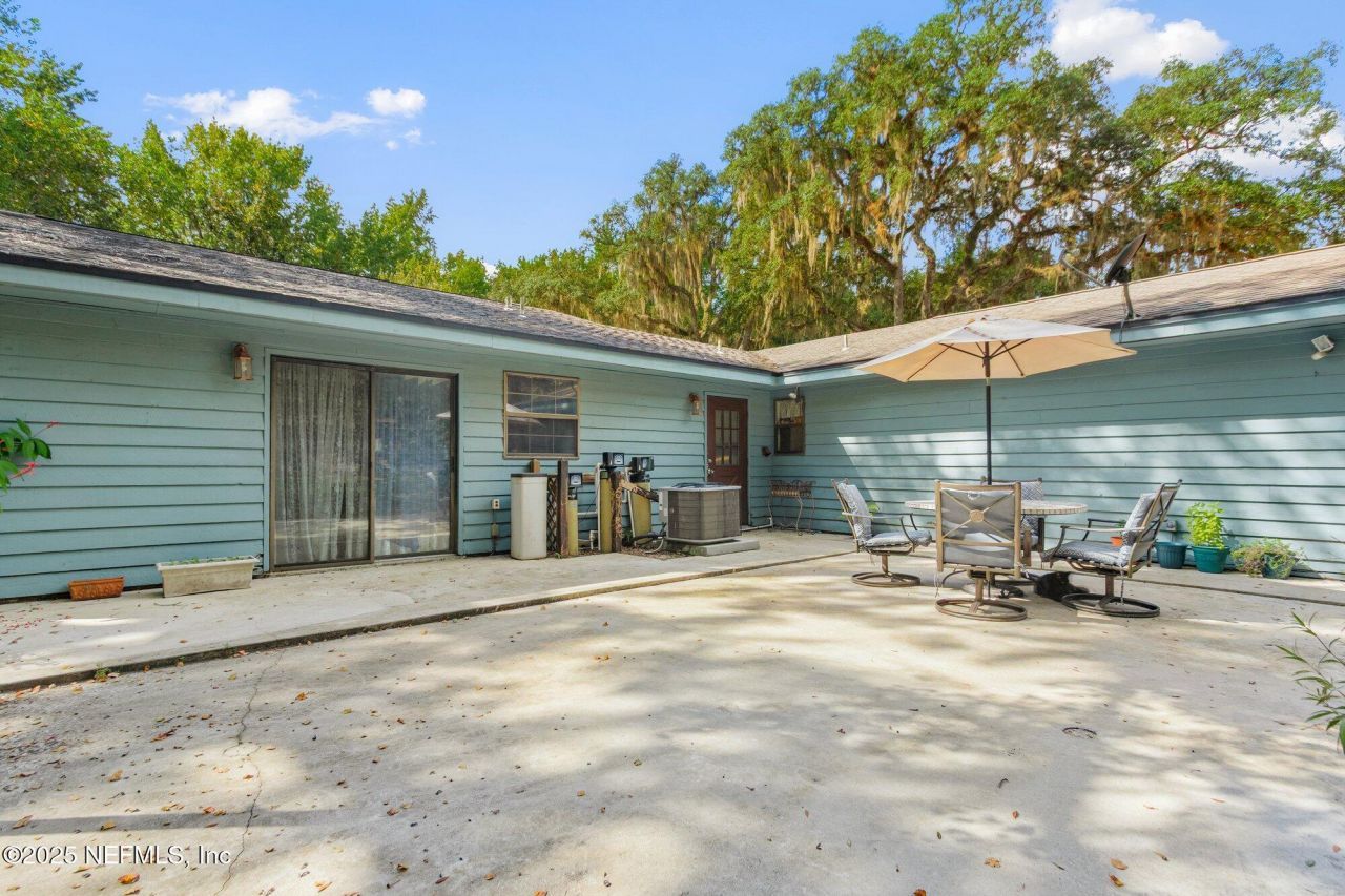 102 Acosta Creek Drive, Satsuma, FL 32189 Photo