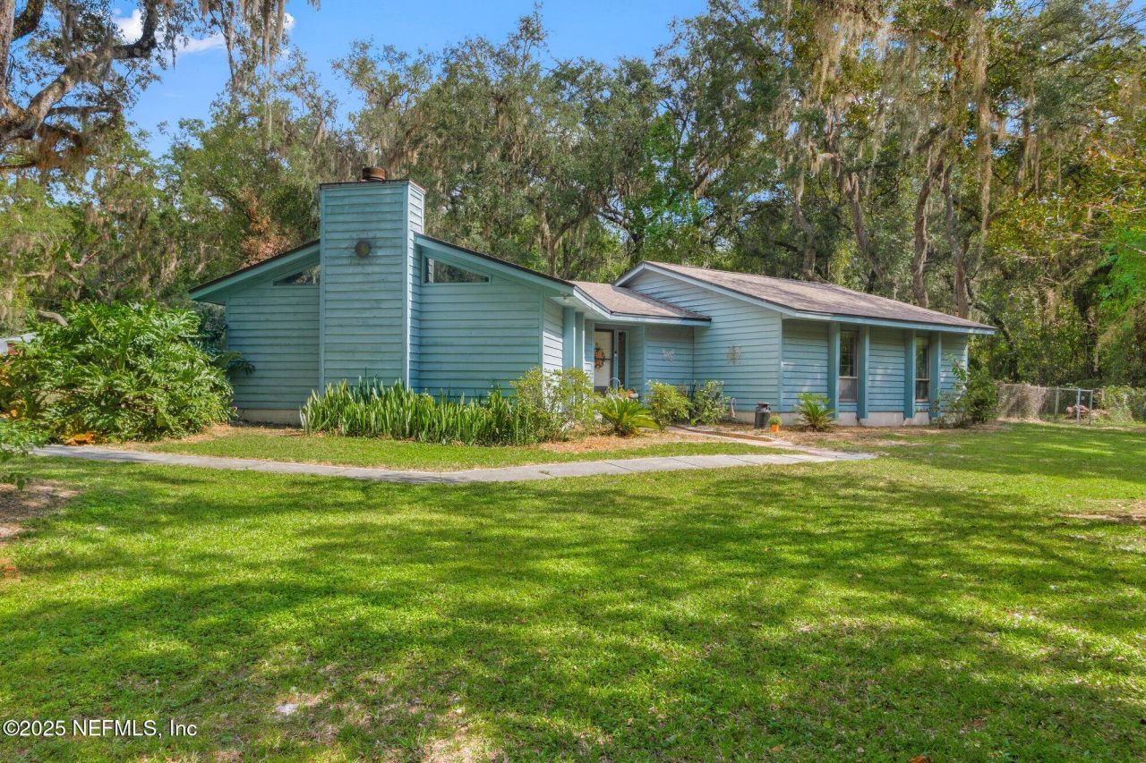 102 Acosta Creek Drive, Satsuma, FL 32189 Photo