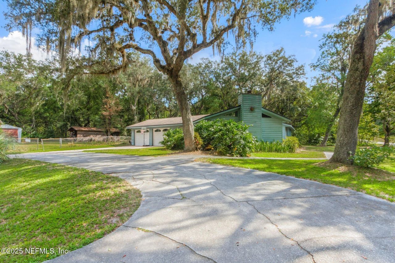 102 Acosta Creek Drive, Satsuma, FL 32189 Photo