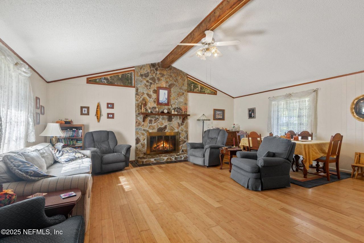 102 Acosta Creek Drive, Satsuma, FL 32189 Photo