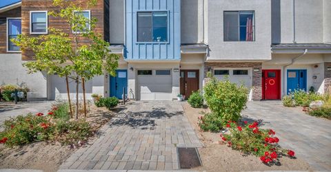 585 Logan Jacob Lane, Reno, NV 89503 Photo