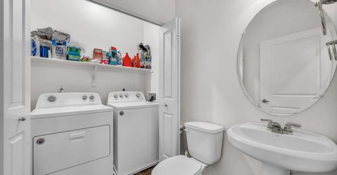 585 Logan Jacob Lane, Reno, NV 89503 Photo