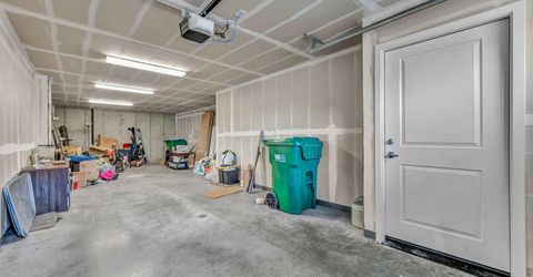 585 Logan Jacob Lane, Reno, NV 89503 Photo