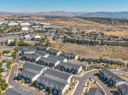 585 Logan Jacob Lane, Reno, NV 89503 Photo