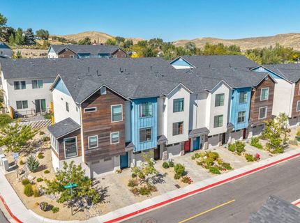 585 Logan Jacob Lane, Reno, NV 89503 Photo