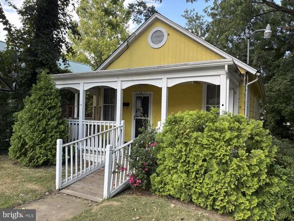 10 ANNAPOLIS STREET, ANNAPOLIS, MD 21401