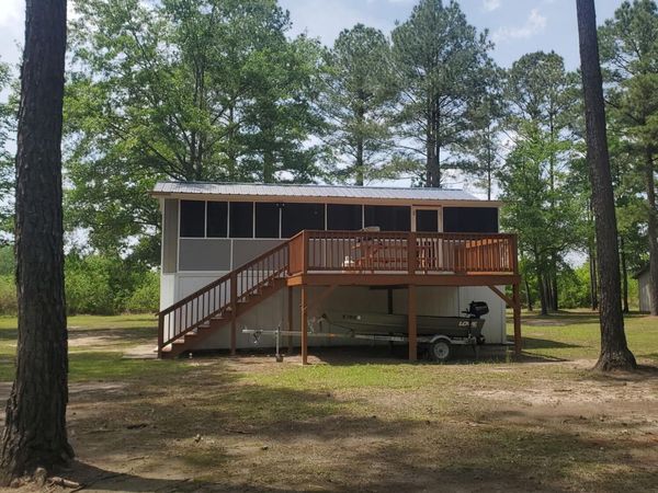 708 Albert Beatty Lane, Harrells, NC 28444