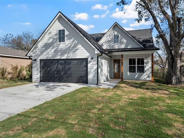 603 S Harrison Street, West, TX 76691