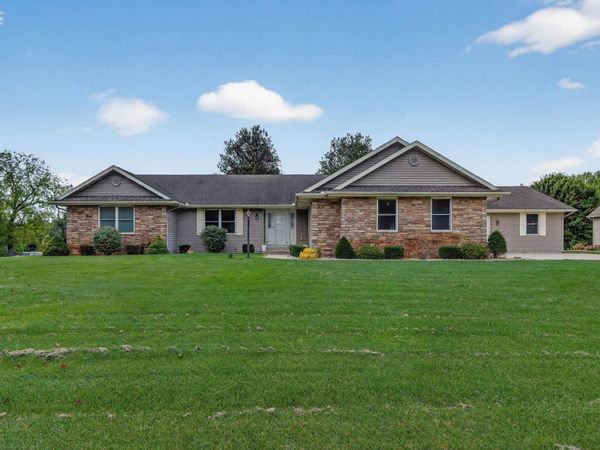 50975 Cobus Ridge Lane, Granger, IN 46530