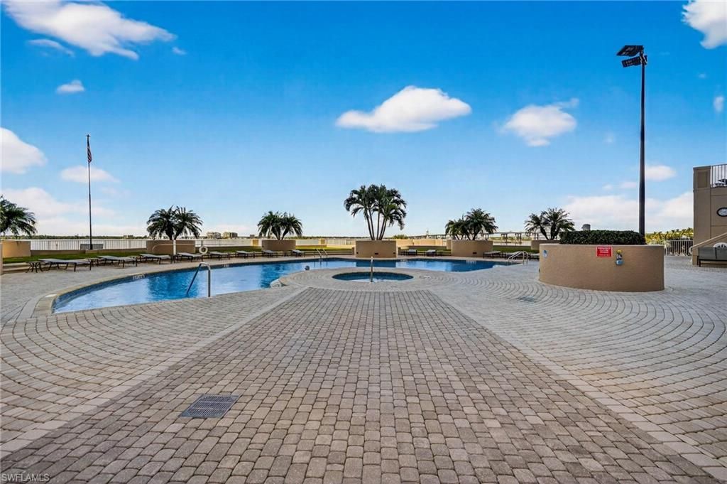 2090 W First St, Unit G1207, Fort Myers, FL 33901 Photo