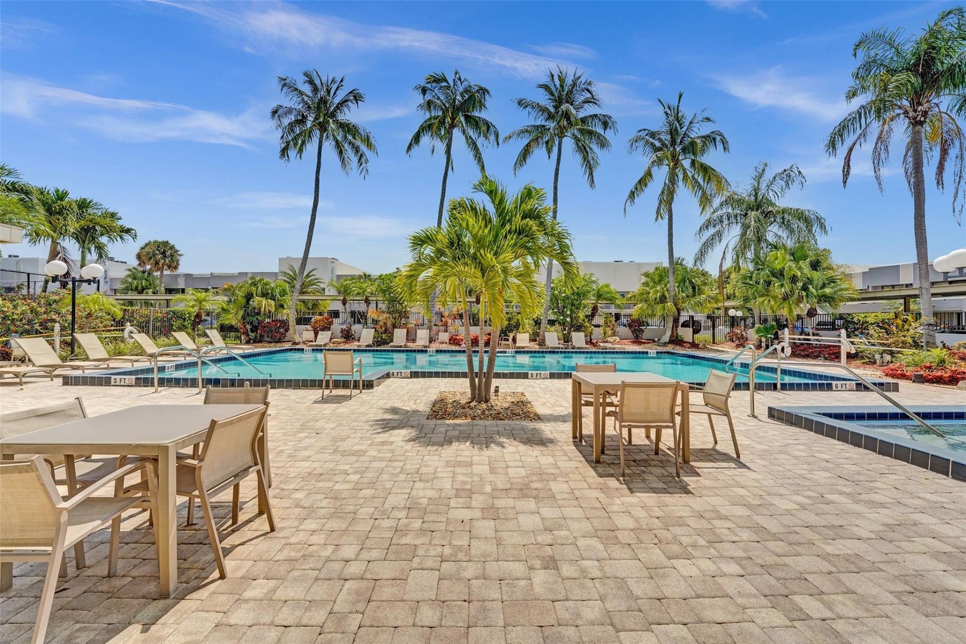 1100 SE 5th Court, Unit 77, Pompano Beach, FL 33060 Photo