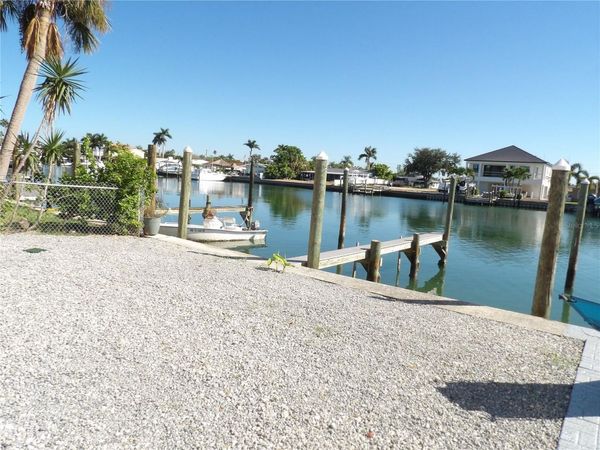11705 3RD STREET E, Unit 9, TREASURE ISLAND, FL 33706
