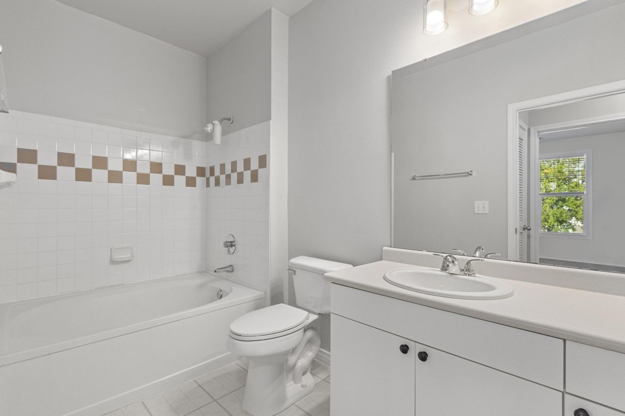 130 River Landing Drive Photo 16