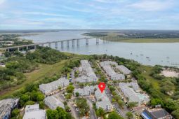 130 River Landing Drive photo 4