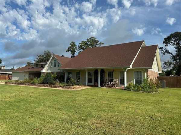 3483 HWY 107 S, Plaucheville, LA 71362