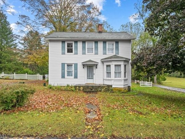 88 Kennedy Rd, Green, NJ 07821