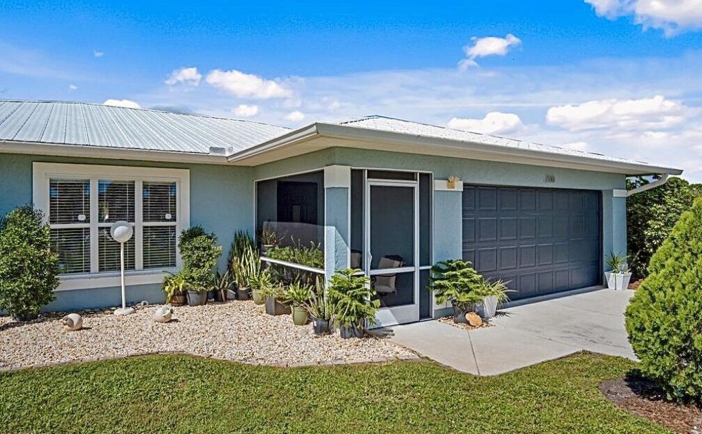 200 SW Ridgecrest Drive, Port Saint Lucie, FL 34953 Photo