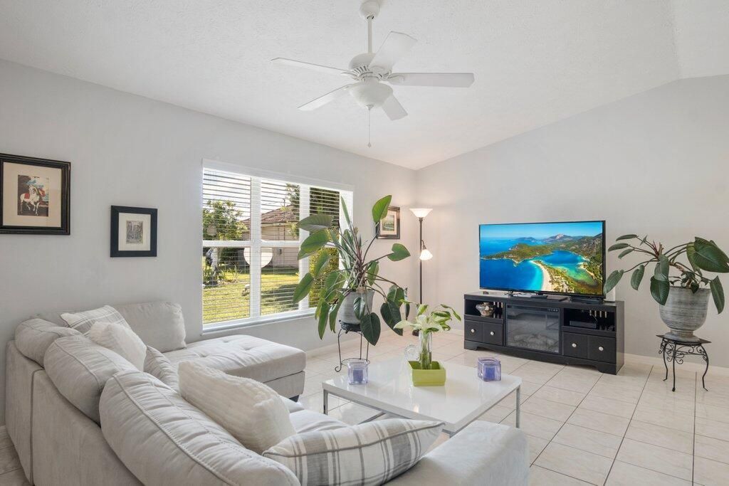 200 SW Ridgecrest Drive, Port Saint Lucie, FL 34953 Photo