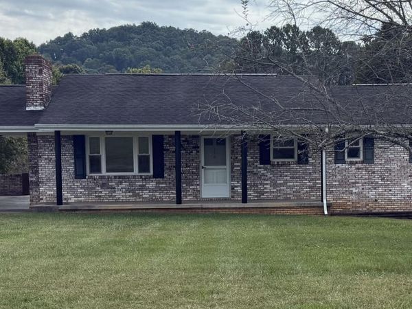 156 Pyne Hills Drive Drive, Rogersville, TN 37857