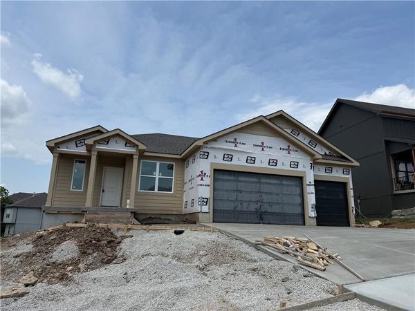 31538 W 86th Street, De Soto, KS 66018