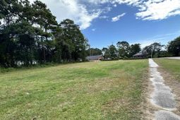 1101 Carver St. photo 4