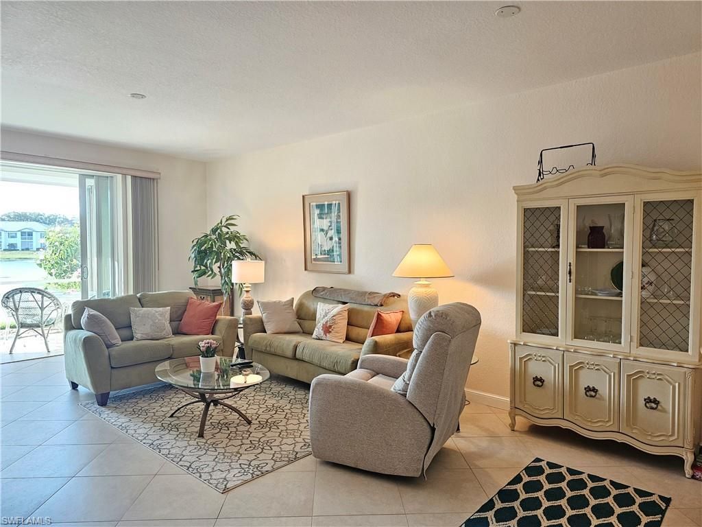 818 Tanbark Dr, Unit 102, Naples, FL 34108 Photo
