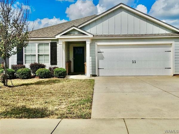 7338 Tulip Trestle Ct, Northport, AL 35473