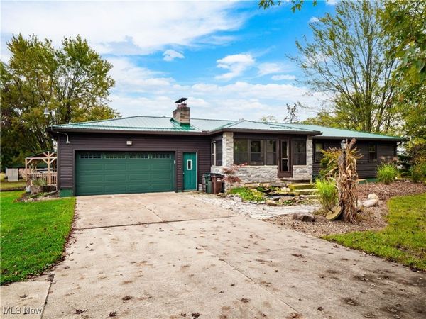 9049 Oberlin Road, Elyria, OH 44035