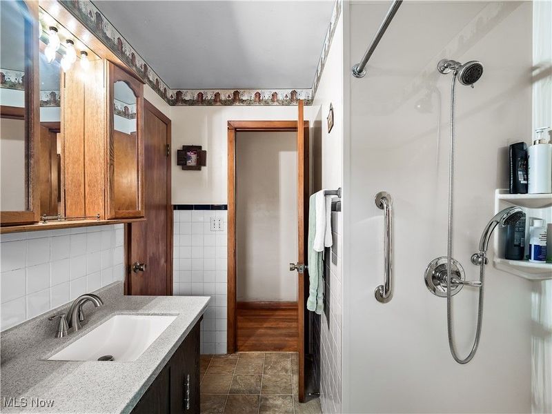 9049 Oberlin Road, Elyria, OH 44035 Photo 20