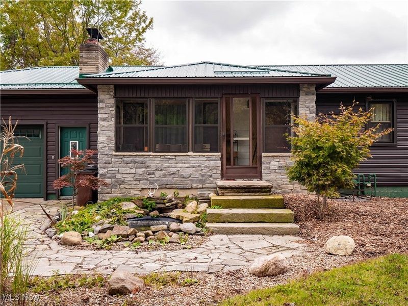 9049 Oberlin Road, Elyria, OH 44035 Photo 3