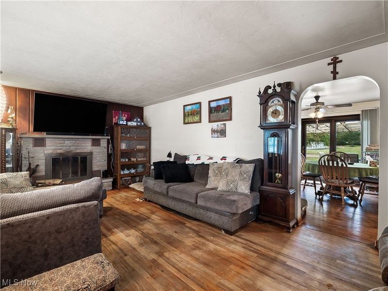 9049 Oberlin Road, Elyria, OH 44035 Photo 6